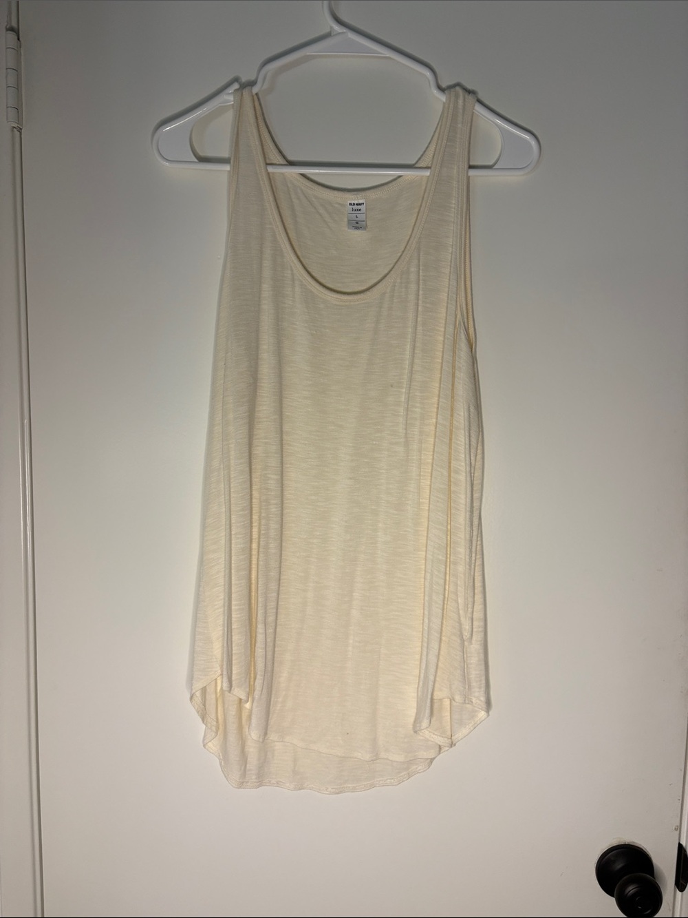 Old Navy Cream Scoop Neck Women's Tank Top